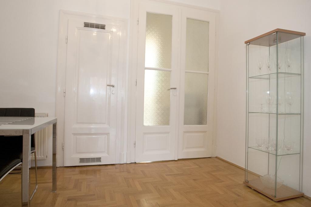 Alice Apartment Budapest Chambre photo