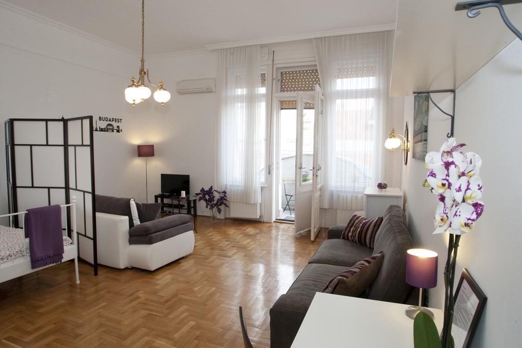 Alice Apartment Budapest Chambre photo