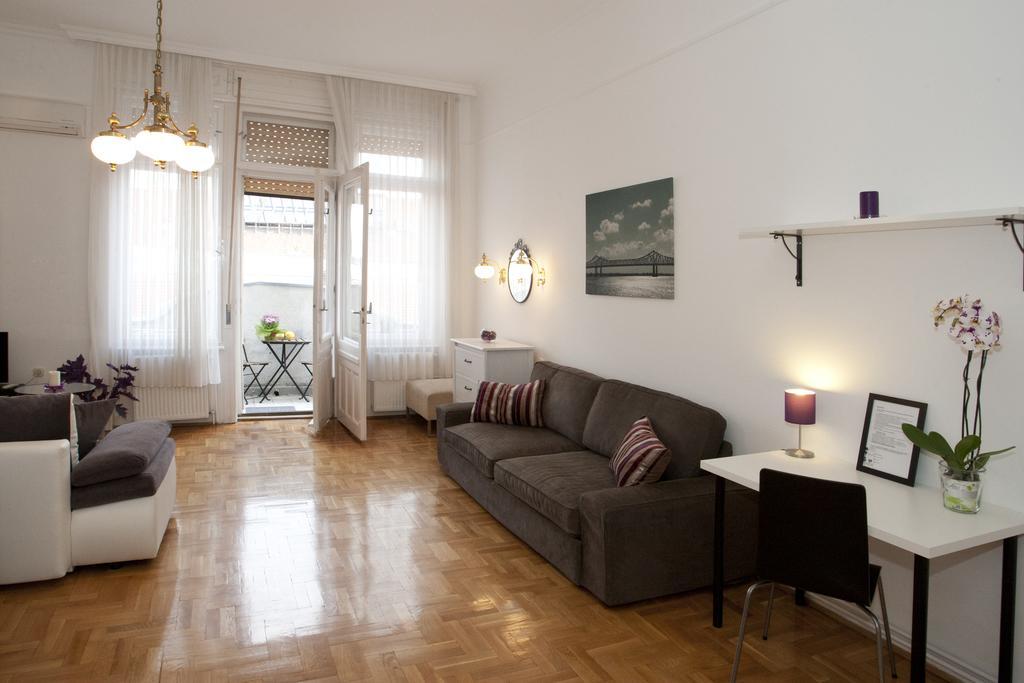 Alice Apartment Budapest Chambre photo